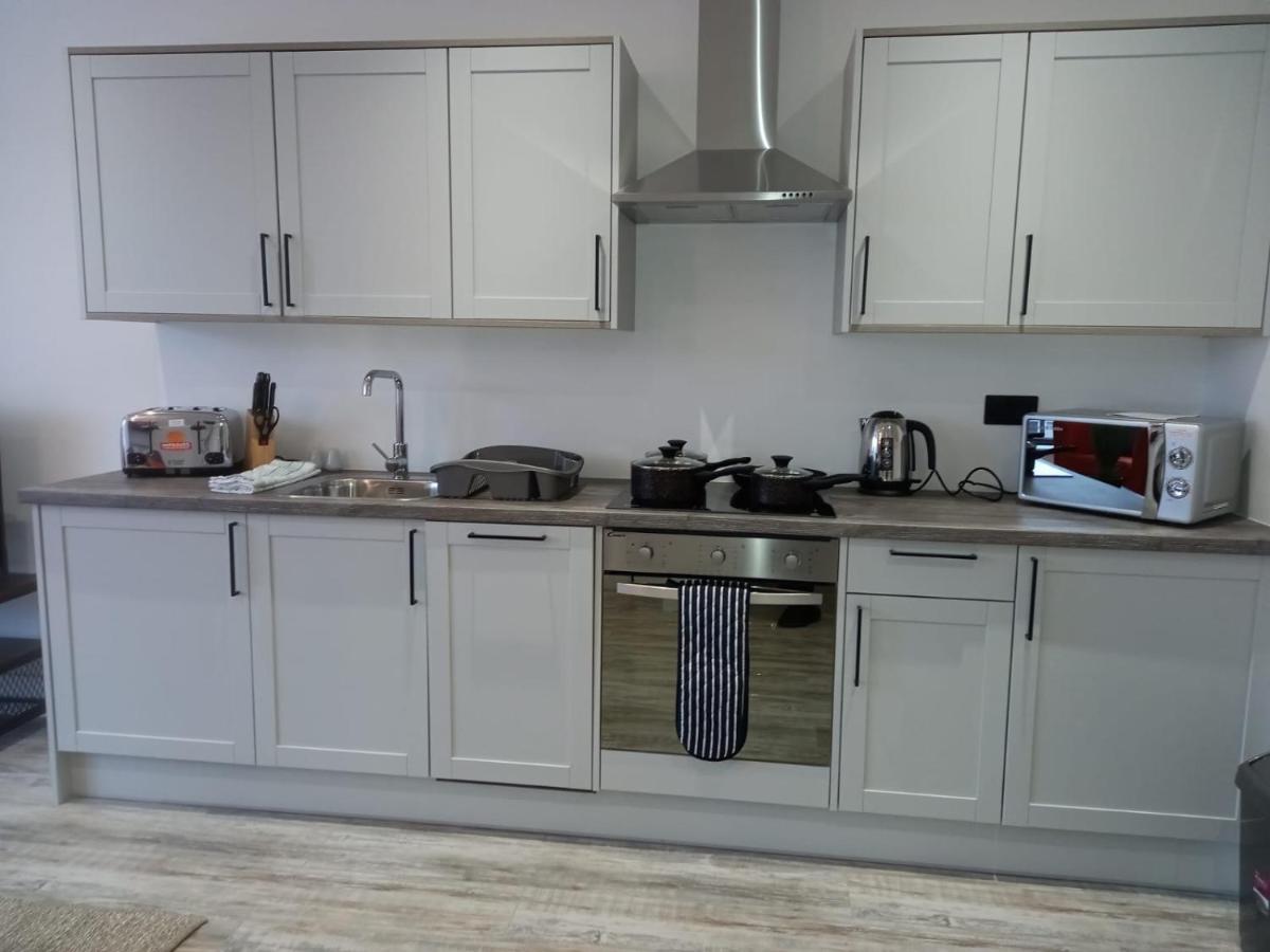 Kingsbridge Point - Cosy One Bed Apartments Near Town Centre, Swindon Zewnętrze zdjęcie