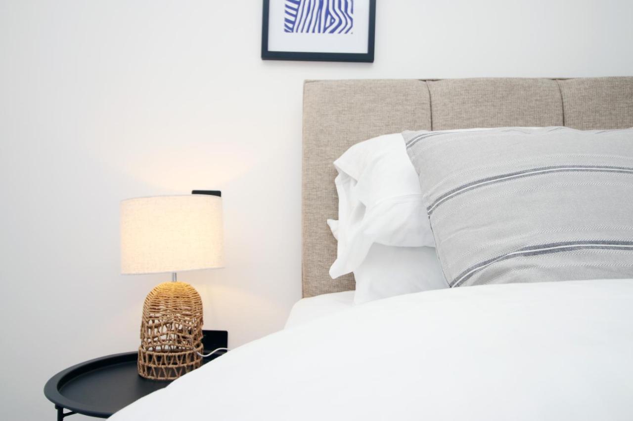 Kingsbridge Point - Cosy One Bed Apartments Near Town Centre, Swindon Zewnętrze zdjęcie